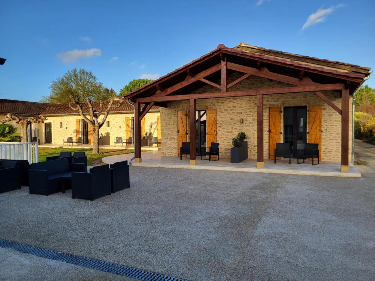 L'Oustal De Vezac Hotel Exterior photo