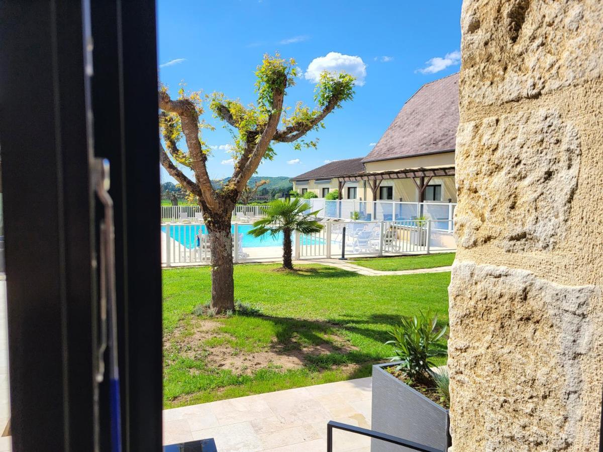 L'Oustal De Vezac Hotel Exterior photo